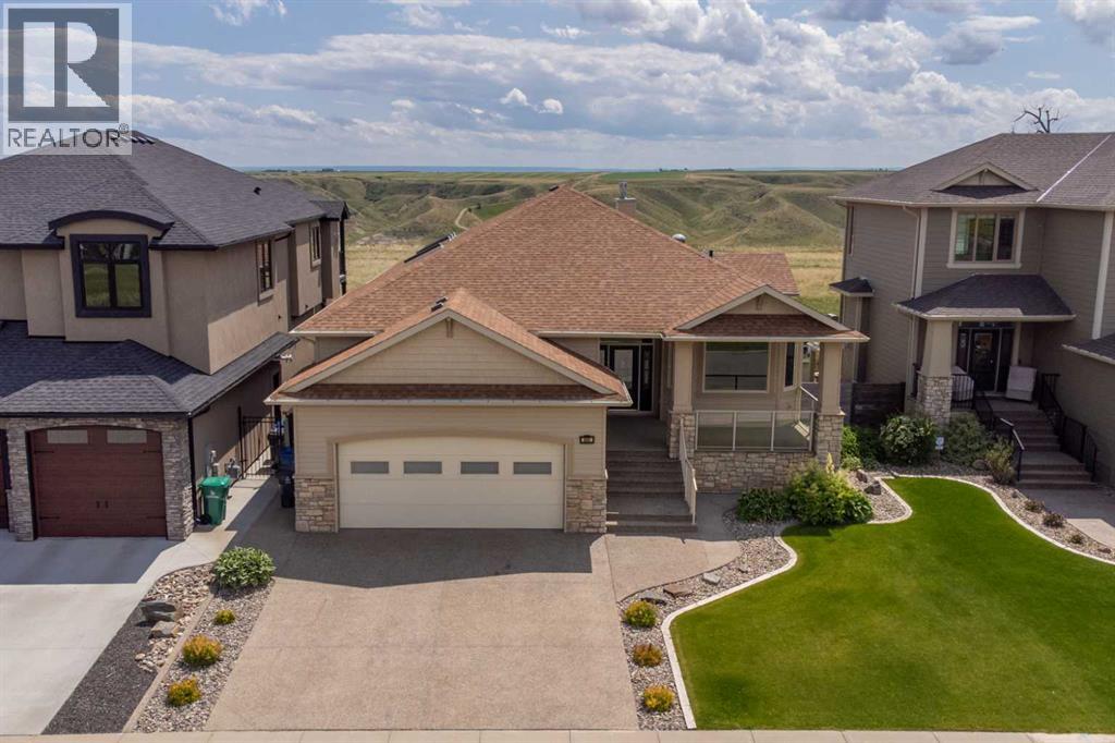 Property at 969 Canyonview Place W image 3