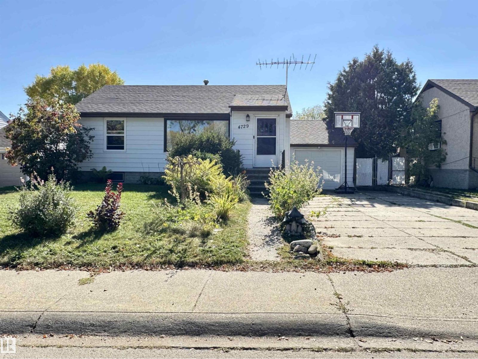 4729 47 AV, Drayton Valley, Alberta