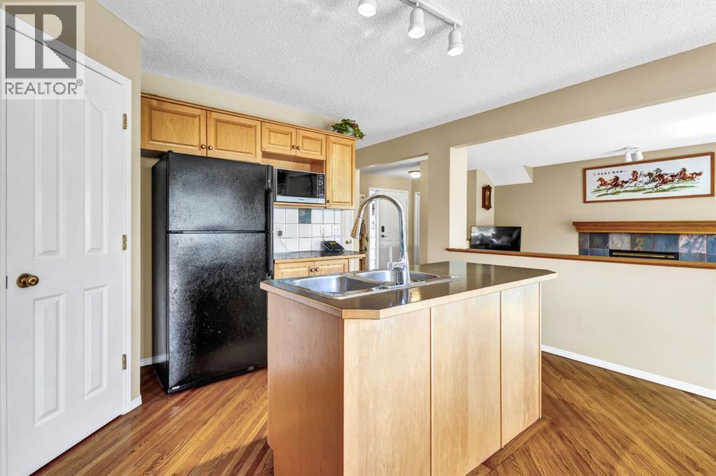 11137 Hidden Valley Drive Nw, Calgary, Alberta  T3A 5Z6 - Photo 19 - A2259405
