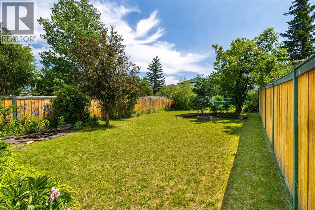 11137 Hidden Valley Drive Nw, Calgary, Alberta  T3A 5Z6 - Photo 8 - A2259405