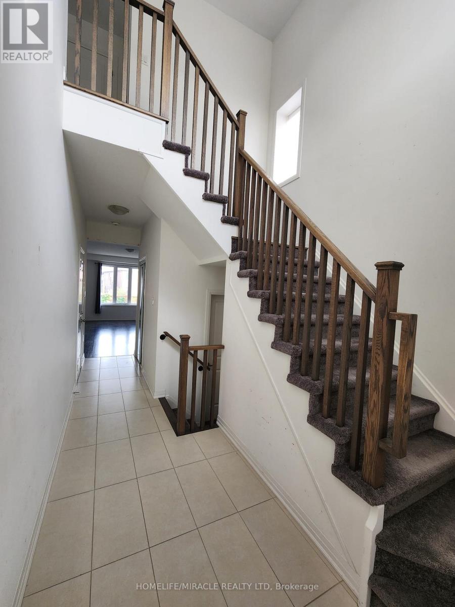 55 Donnan Drive, New Tecumseth, Ontario  L0G 1W0 - Photo 16 - N12387010