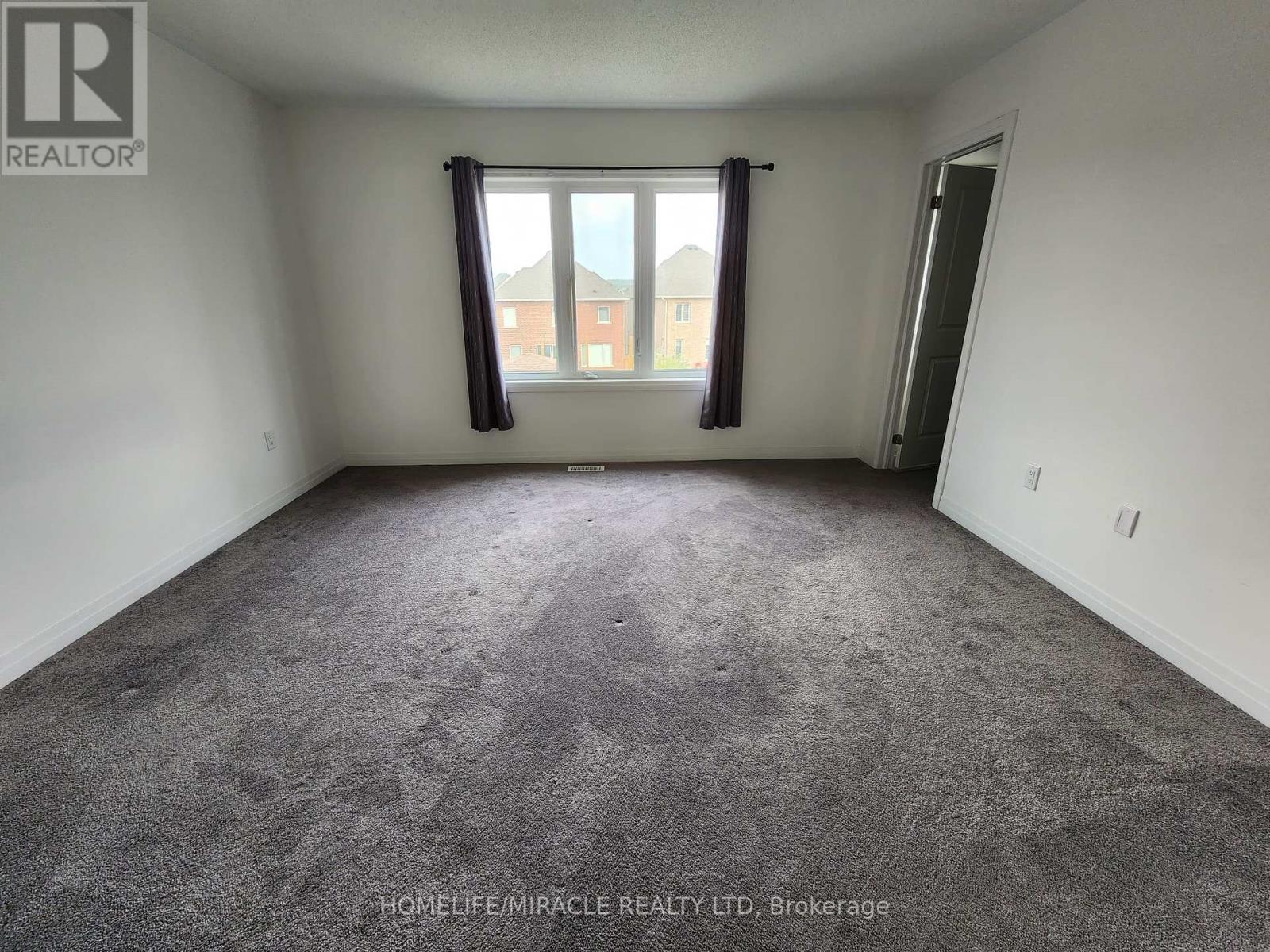 55 Donnan Drive, New Tecumseth, Ontario  L0G 1W0 - Photo 24 - N12387010