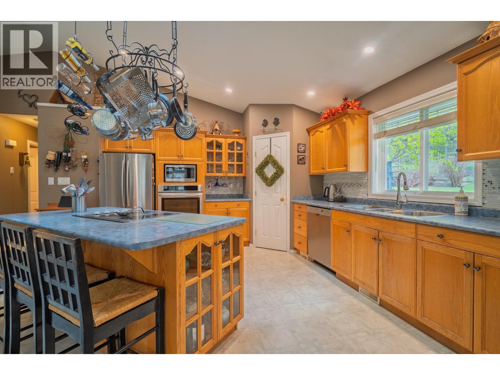 610 Strathmore Avenue, Greenwood, British Columbia  V0H 1J0 - Photo 47 - 10363658