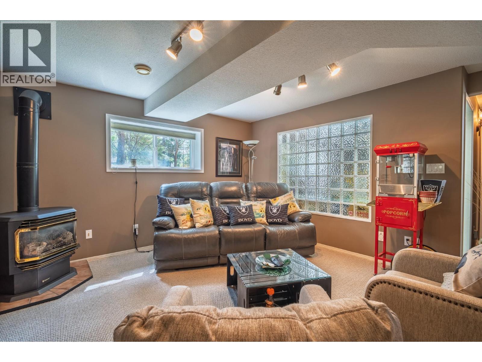 610 Strathmore Avenue, Greenwood, British Columbia  V0H 1J0 - Photo 63 - 10363658