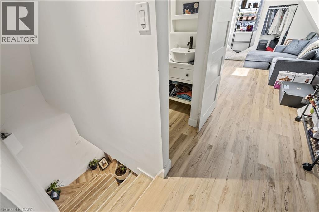 237 Victoria Road S, Guelph, Ontario  N1E 5P9 - Photo 17 - 40769104