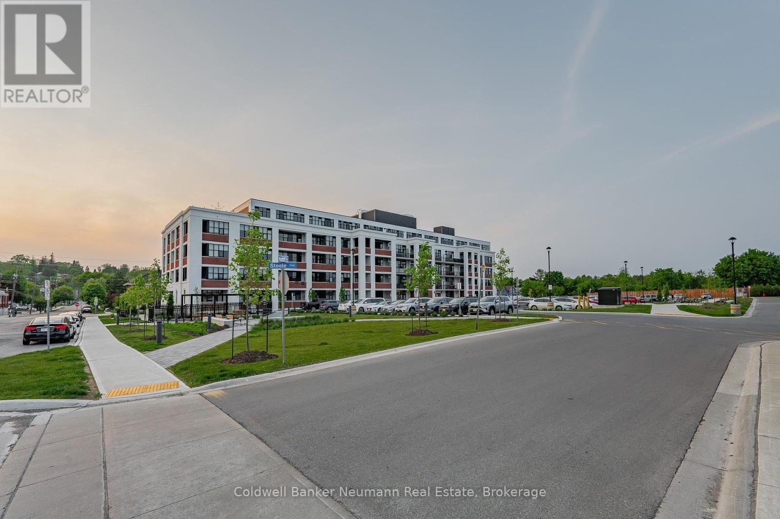 314 - 120 Huron Street, Guelph (St. Patrick's Ward), Ontario  N1E 2Z9 - Photo 2 - X12420193