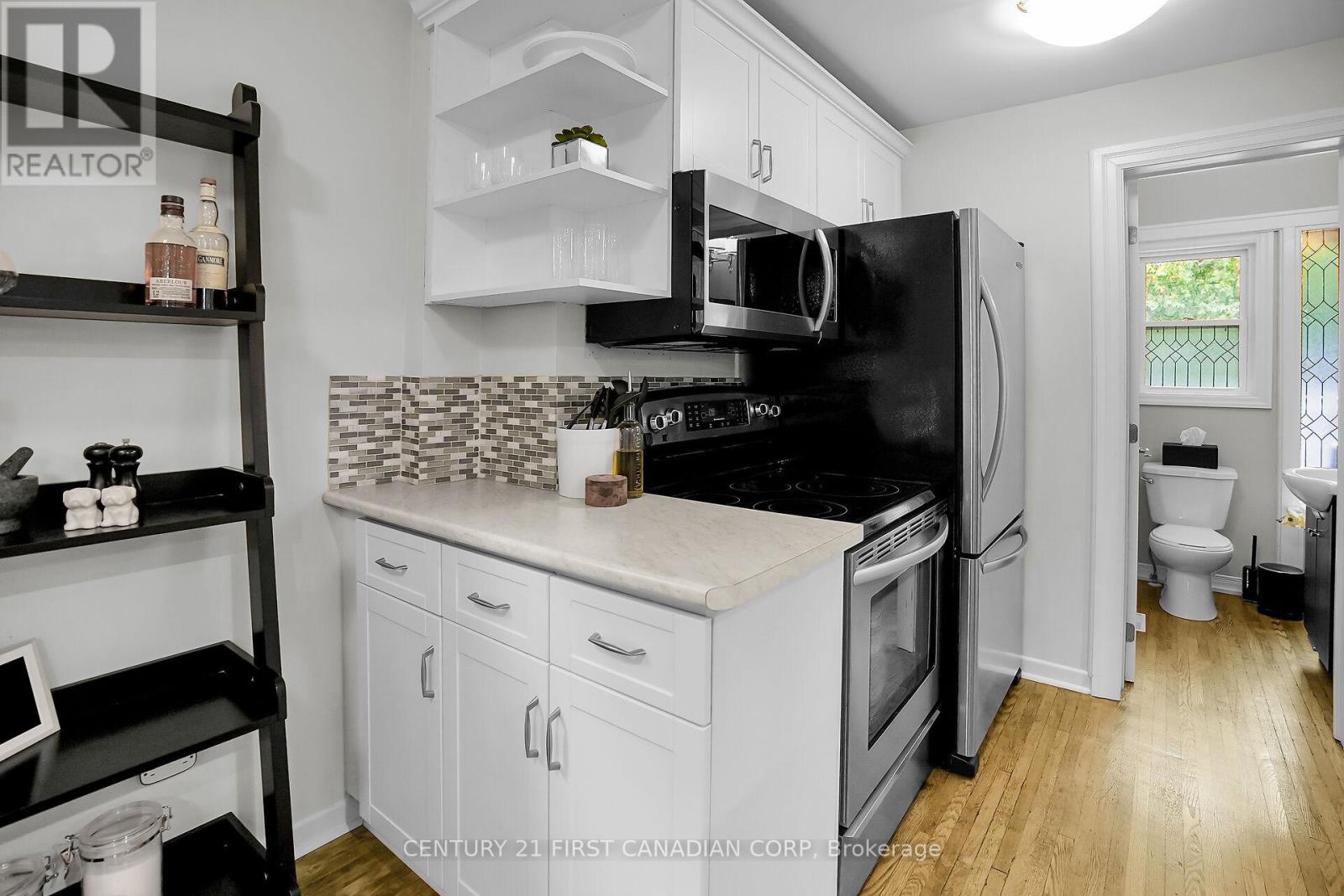 214 Langley Street, London South, Ontario  N6C 4G6 - Photo 19 - X12421990