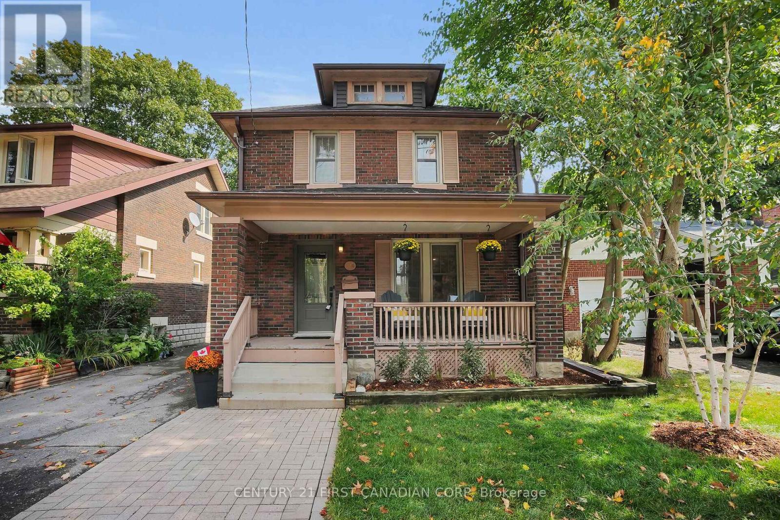 214 Langley Street, London South, Ontario  N6C 4G6 - Photo 2 - X12421990