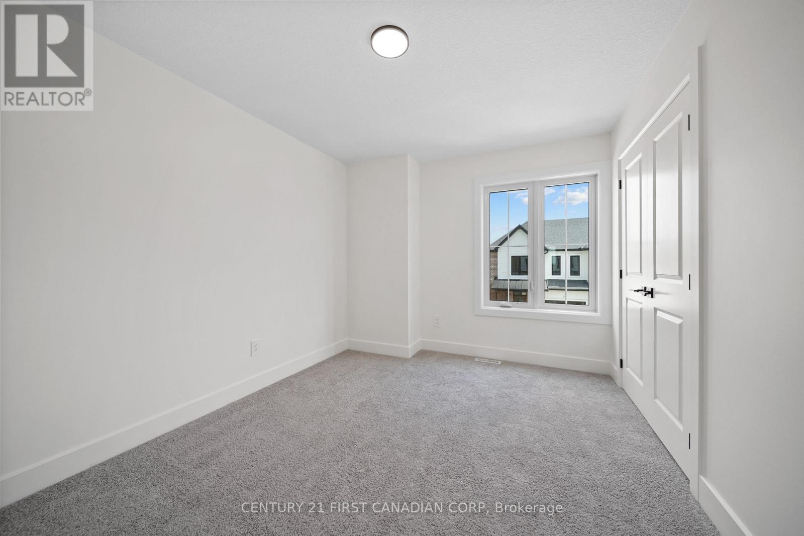 147-45 Scotts Drive, Lucan Biddulph, Ontario  N0M 2J0 - Photo 31 - X12421994