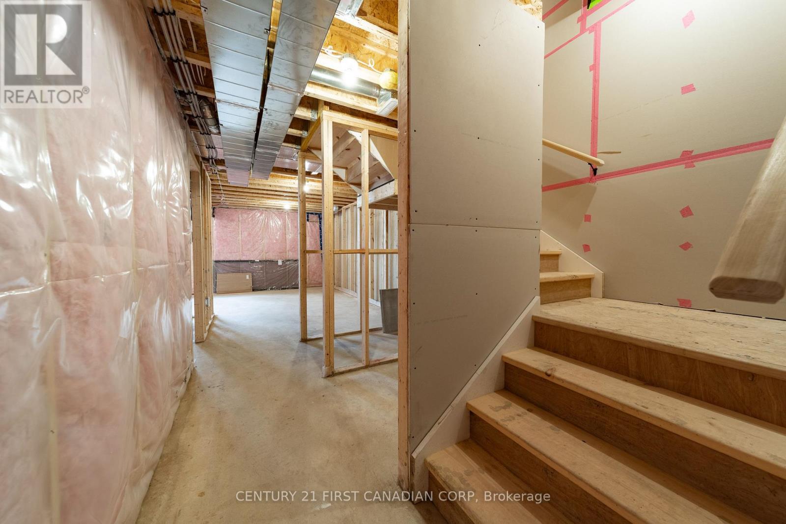 147-45 Scotts Drive, Lucan Biddulph, Ontario  N0M 2J0 - Photo 32 - X12421994