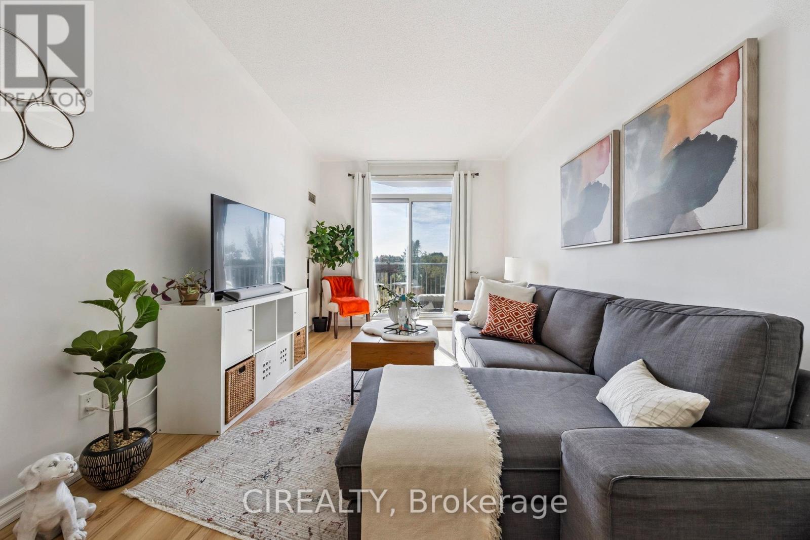 413 - 4200 Bathurst Street, Toronto, Ontario  M3H 6C7 - Photo 4 - C12421881