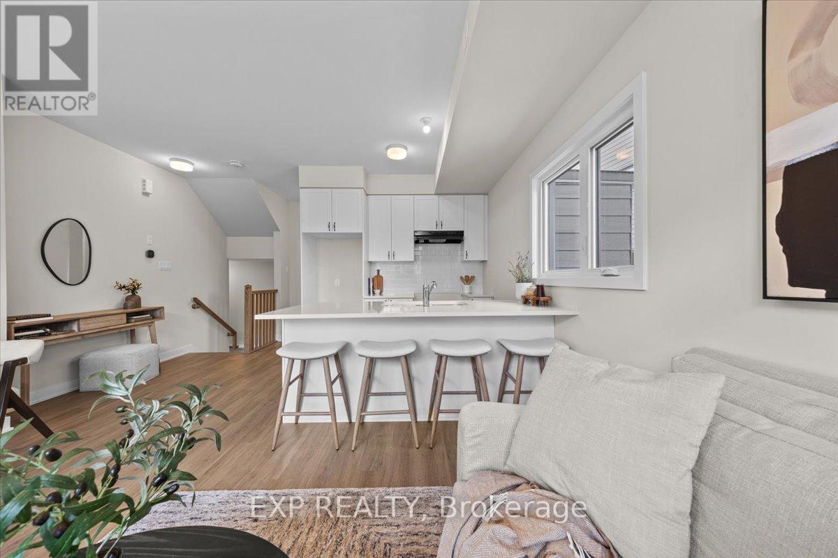 200 Mishi Private, Ottawa, Ontario  K1K 0P2 - Photo 10 - X12421984