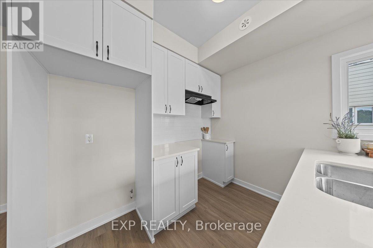 200 Mishi Private, Ottawa, Ontario  K1K 0P2 - Photo 12 - X12421984