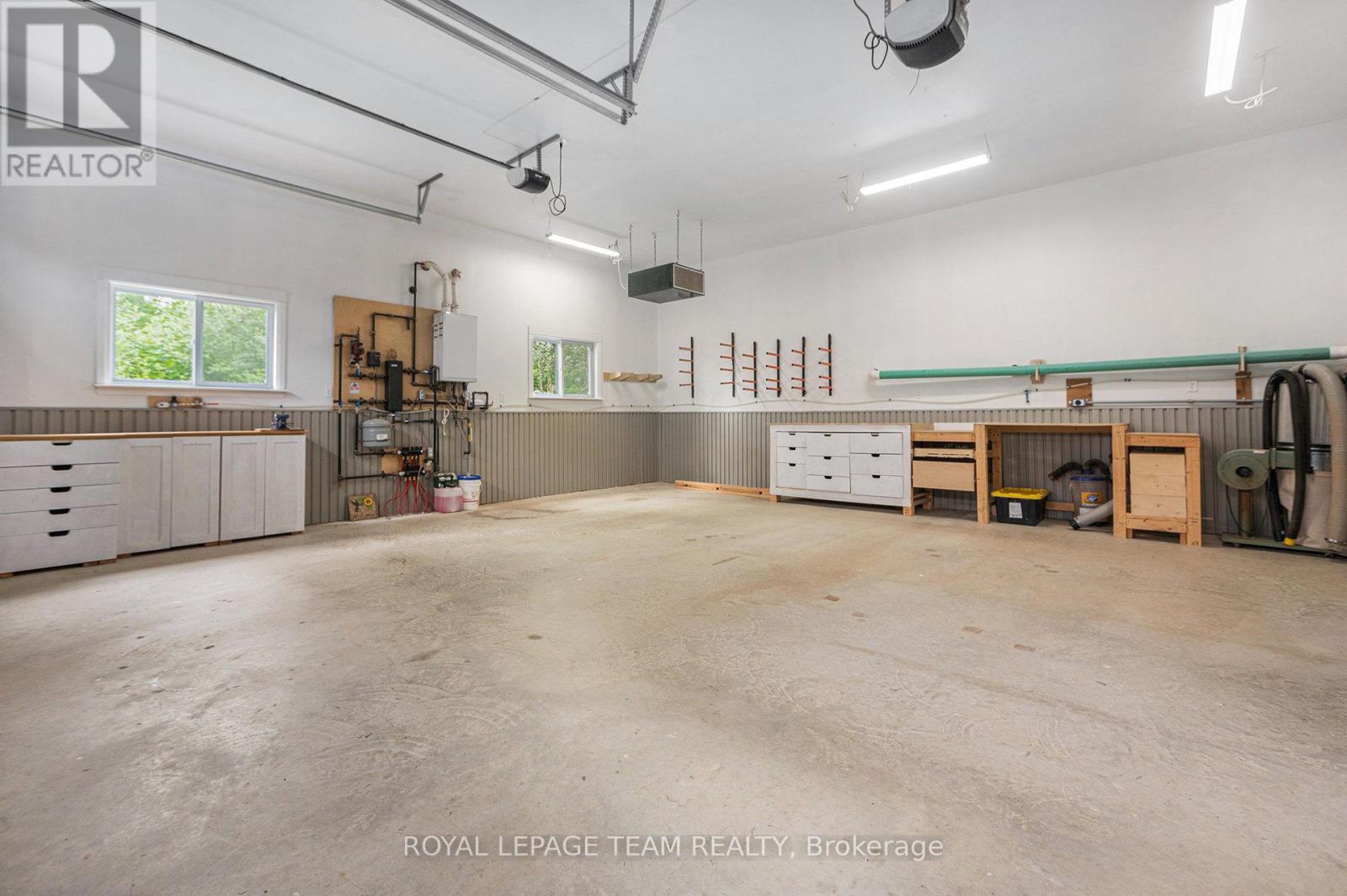 4517 Roger Stevens Drive, Ottawa, Ontario  K7A 4S6 - Photo 31 - X12422024