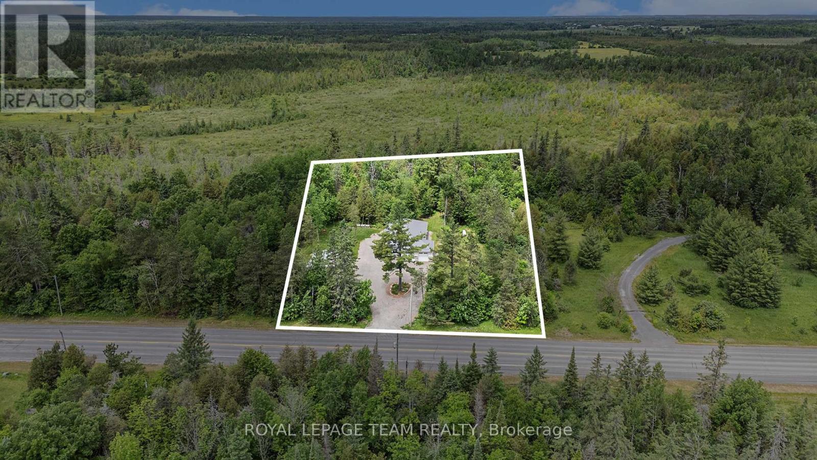 4517 Roger Stevens Drive, Ottawa, Ontario  K7A 4S6 - Photo 40 - X12422024