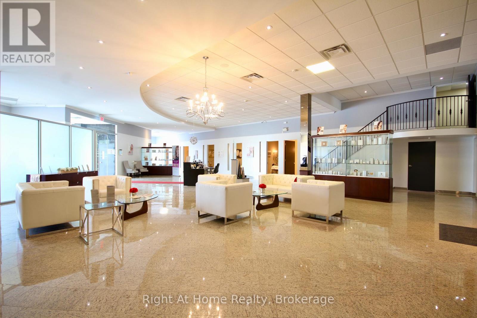 4169 King Street E, Kitchener, Ontario  N2P 2E8 - Photo 16 - X12422036