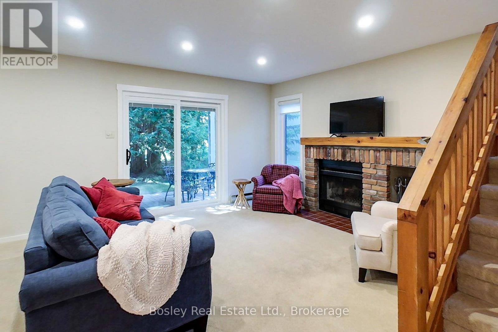 530 - 22 Dawson Drive, Collingwood, Ontario  L9Y 5B4 - Photo 10 - S12422028