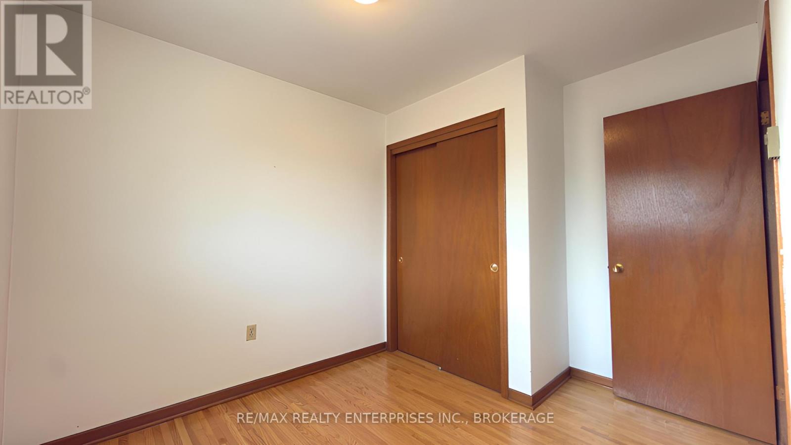 987 Steele Street, Port Colborne (Main Street), Ontario  L3K 5A1 - Photo 22 - X12422043