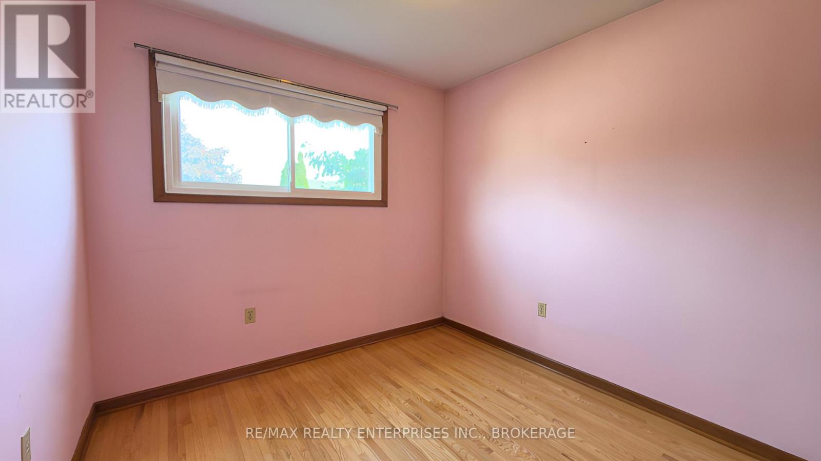 987 Steele Street, Port Colborne (Main Street), Ontario  L3K 5A1 - Photo 23 - X12422043