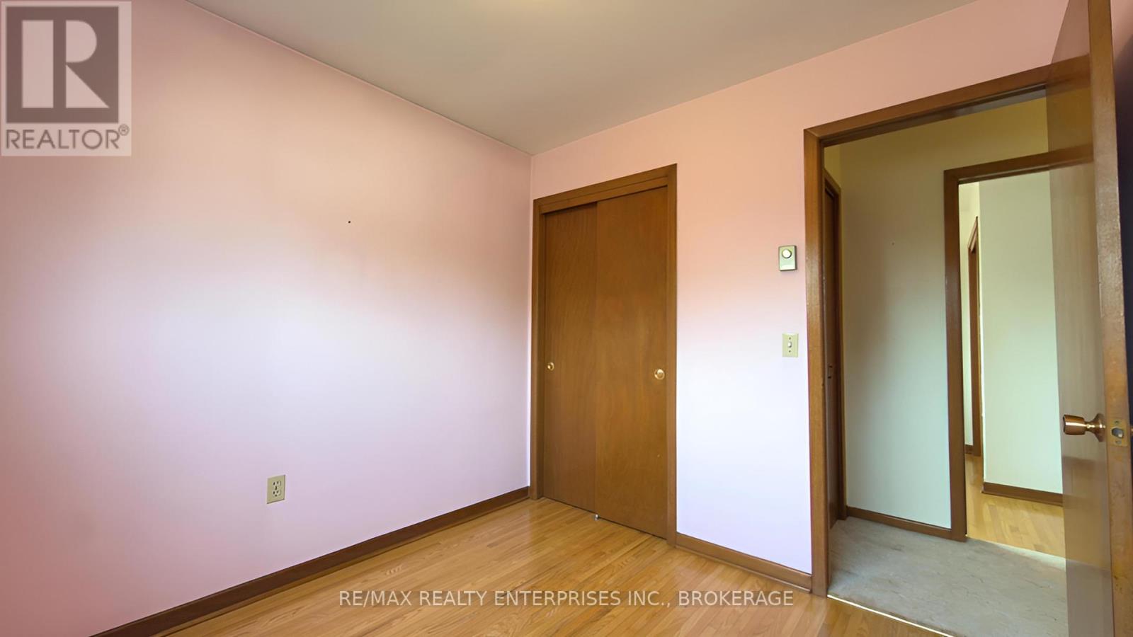 987 Steele Street, Port Colborne (Main Street), Ontario  L3K 5A1 - Photo 24 - X12422043