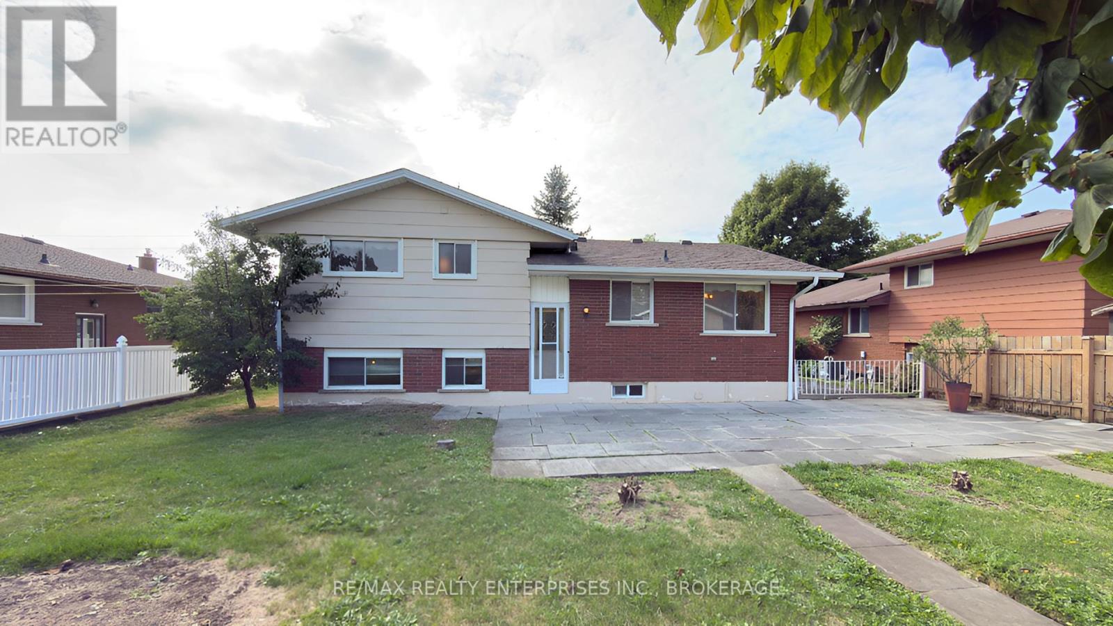 987 Steele Street, Port Colborne (Main Street), Ontario  L3K 5A1 - Photo 36 - X12422043