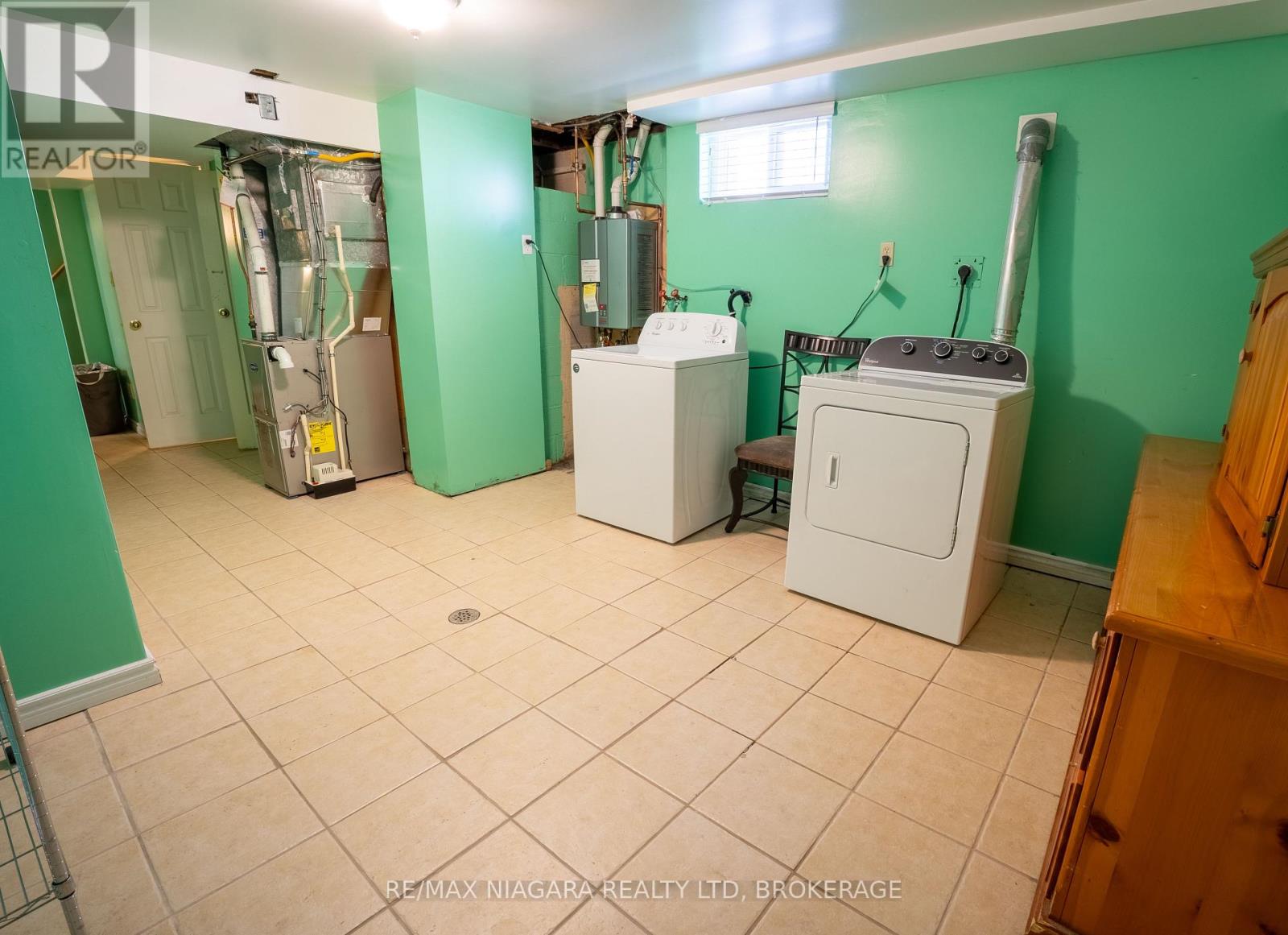 5 St Peter Street, St. Catharines, Ontario  L2T 1N7 - Photo 17 - X12422049