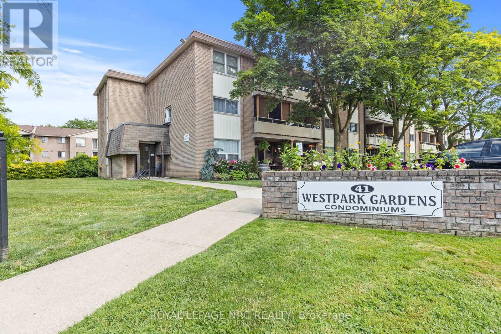 215 - 41 RYKERT STREET, St. Catharines, Ontario