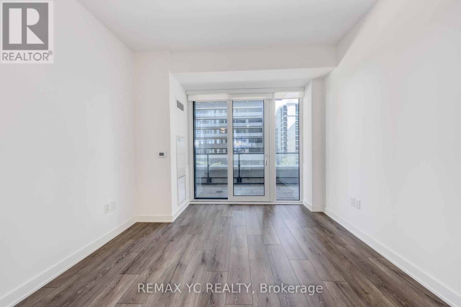 305 - 95 Oneida Crescent, Richmond Hill, Ontario  L4B 0H5 - Photo 11 - N12421871