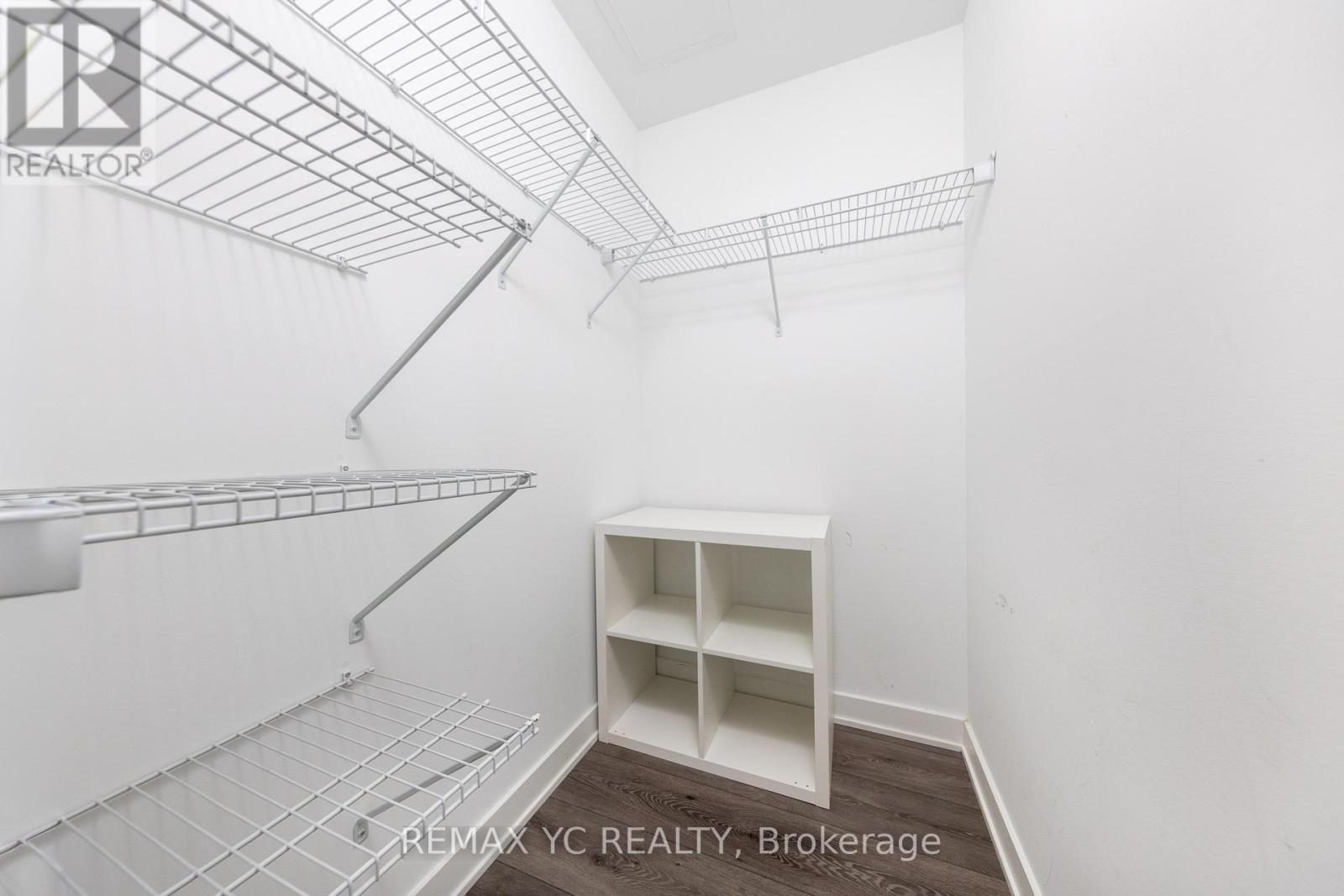 305 - 95 Oneida Crescent, Richmond Hill, Ontario  L4B 0H5 - Photo 17 - N12421871