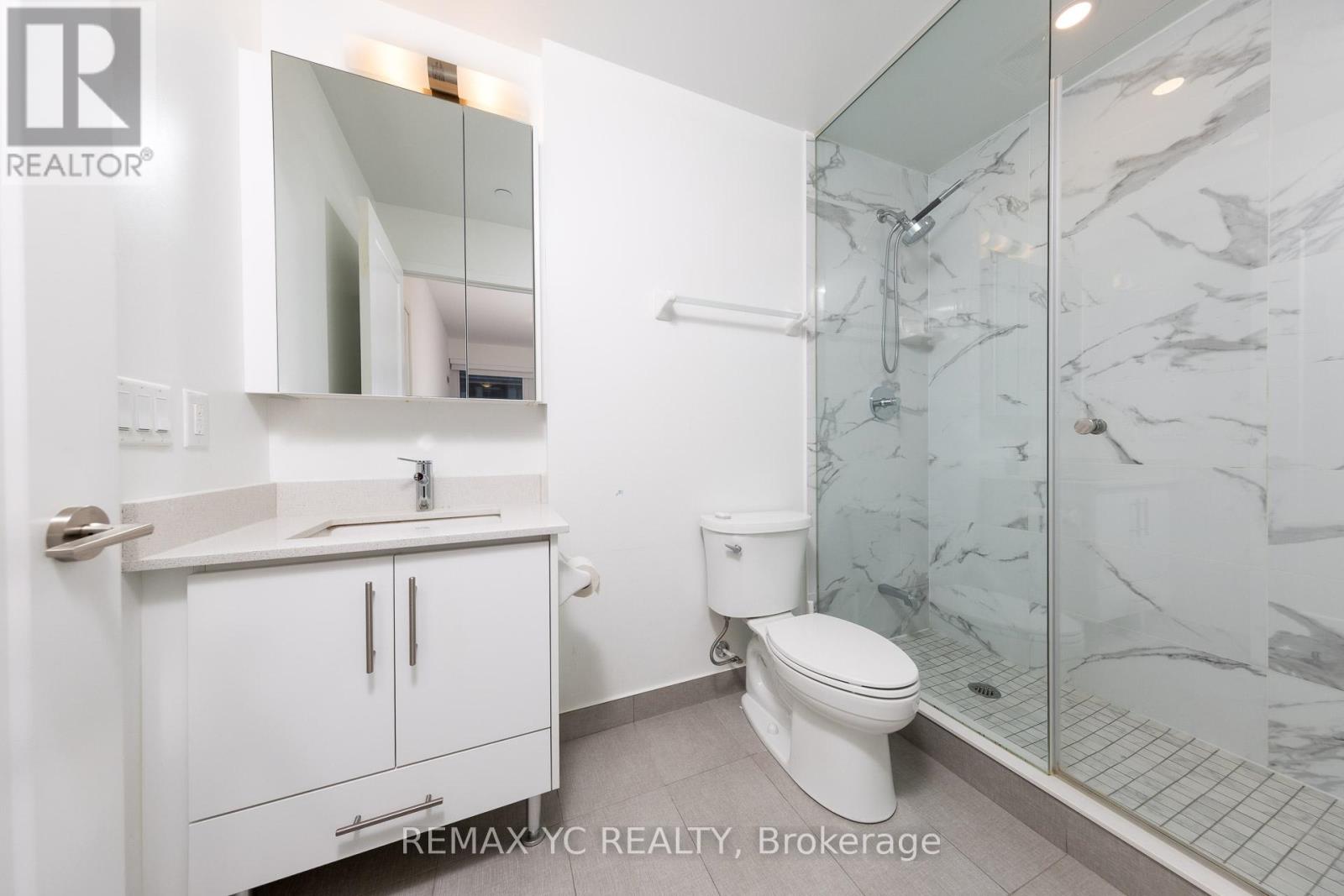 305 - 95 Oneida Crescent, Richmond Hill, Ontario  L4B 0H5 - Photo 18 - N12421871