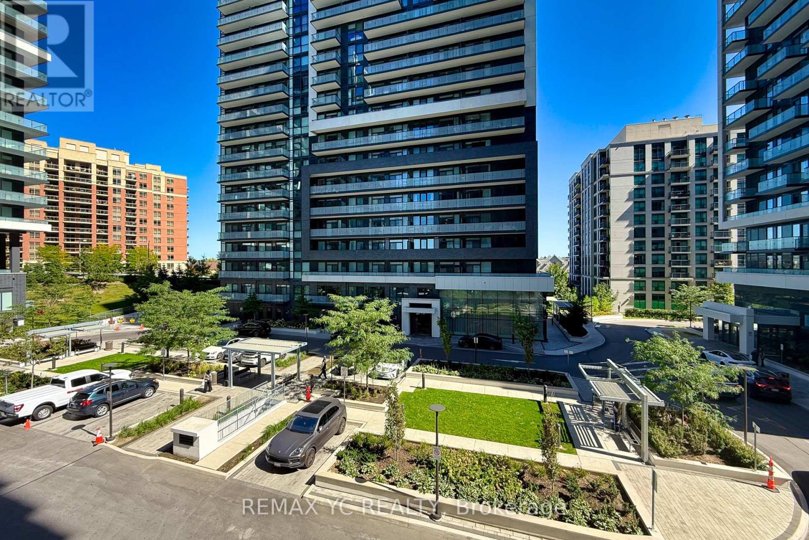 305 - 95 Oneida Crescent, Richmond Hill, Ontario  L4B 0H5 - Photo 25 - N12421871