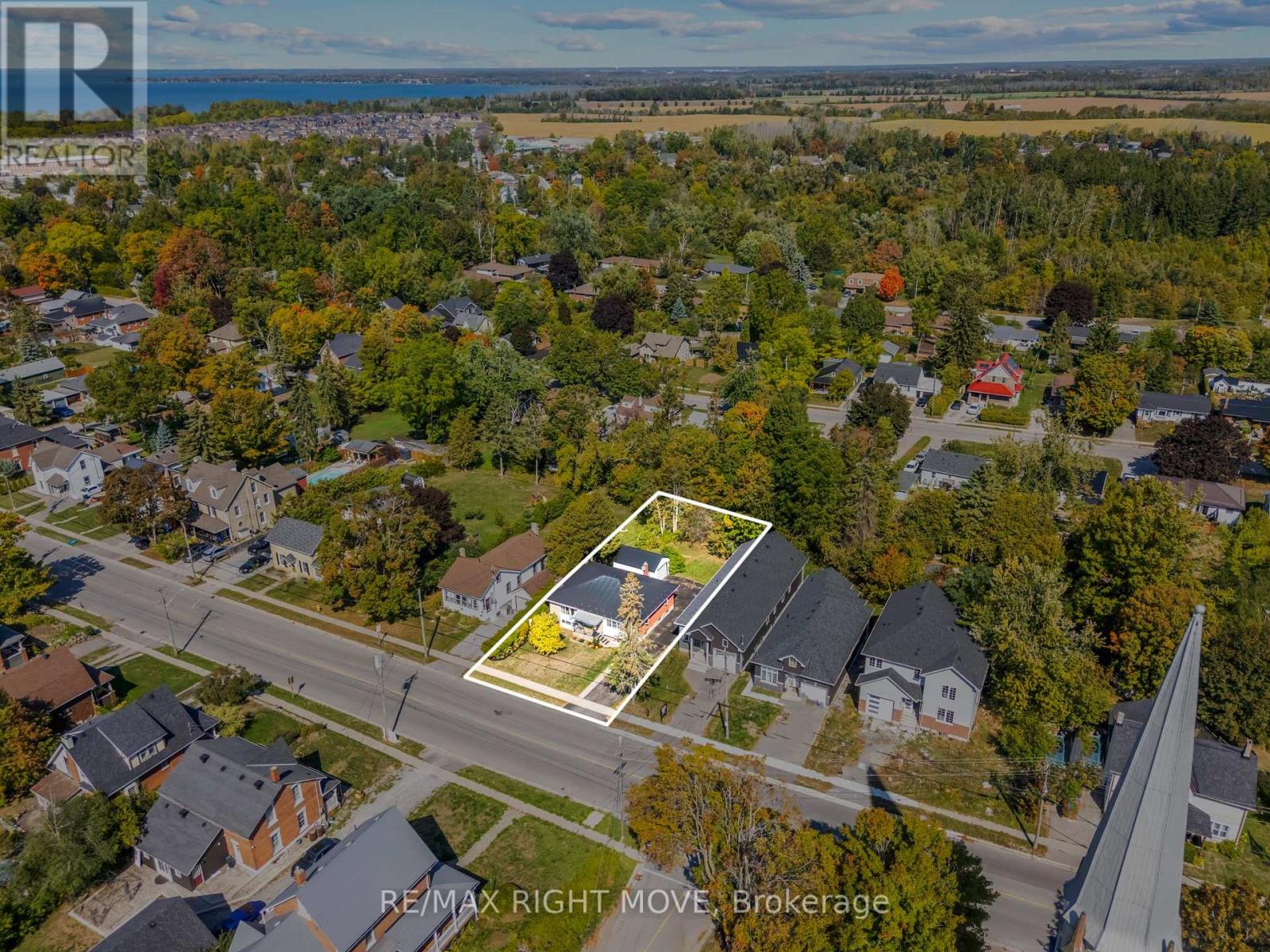 504 Simcoe Street, Brock, Ontario  L0K 1A0 - Photo 2 - N12421882