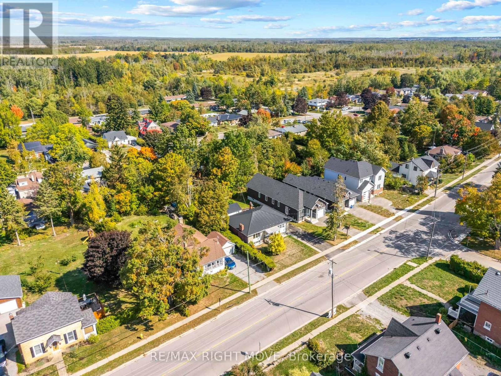 504 Simcoe Street, Brock, Ontario  L0K 1A0 - Photo 30 - N12421882