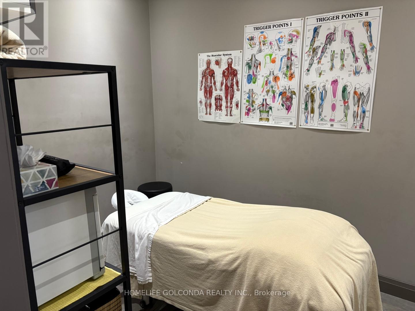 116 - 7163 Yonge Street, Markham, Ontario  L3T 0C6 - Photo 3 - N12421883