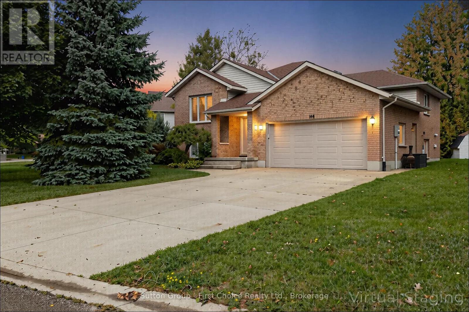 194 NORWOOD COURT, Stratford, Ontario