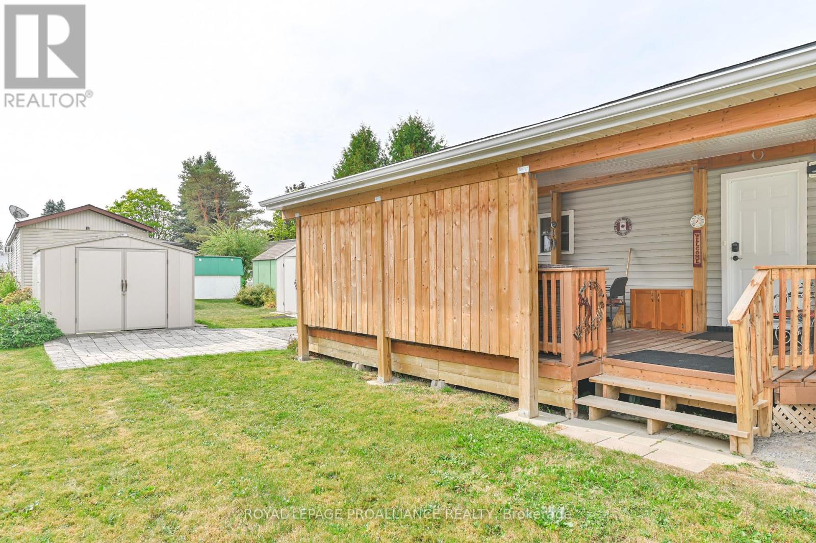 15 Finch Lane, Quinte West (Sidney Ward), Ontario  K8N 4Z3 - Photo 21 - X12422007
