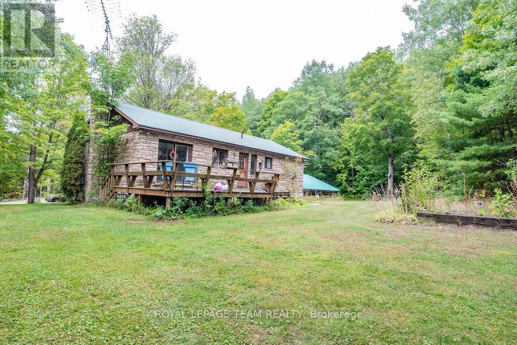 531 Bruceton Road, Brudenell, Ontario  K0J 2E0 - Photo 6 - X12422035