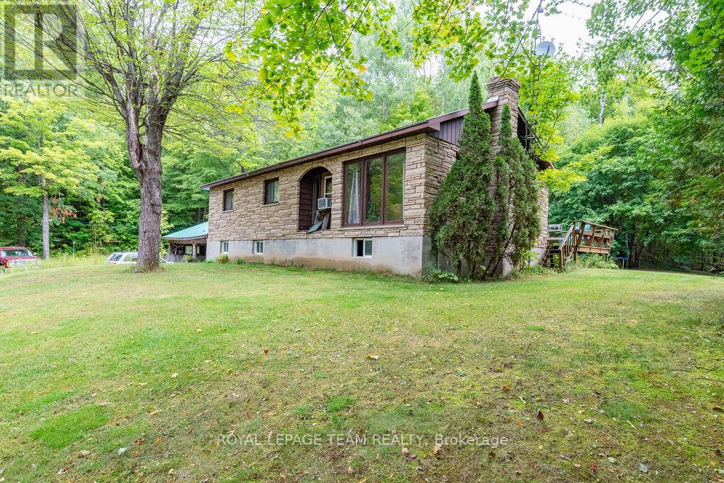 531 Bruceton Road, Brudenell, Ontario  K0J 2E0 - Photo 8 - X12422035