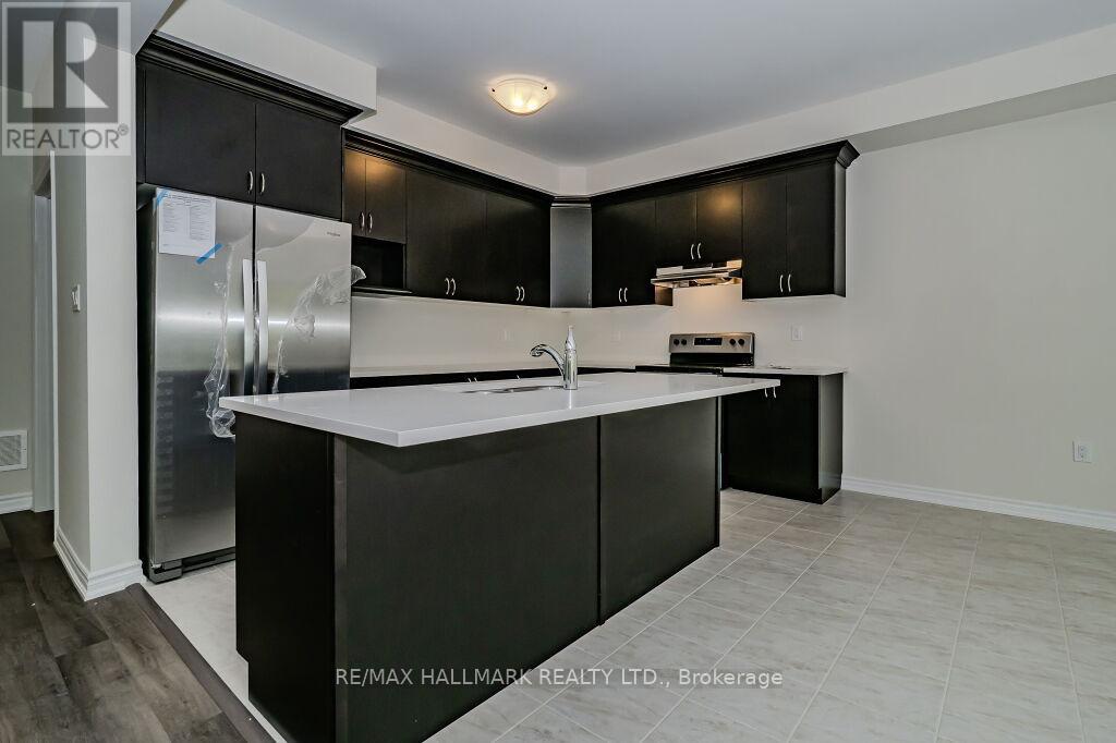 395 Beechwood Forest Lane, Gravenhurst, Ontario  P1P 0H8 - Photo 8 - X12421938