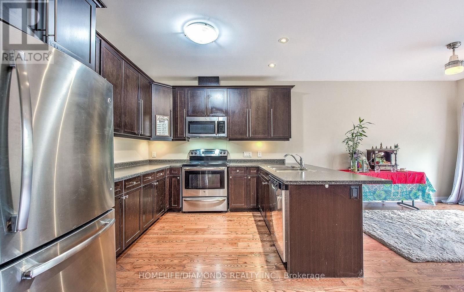 47 - 1030 Oakcrossing Gate S, London North, Ontario  N6H 0H1 - Photo 12 - X12421940