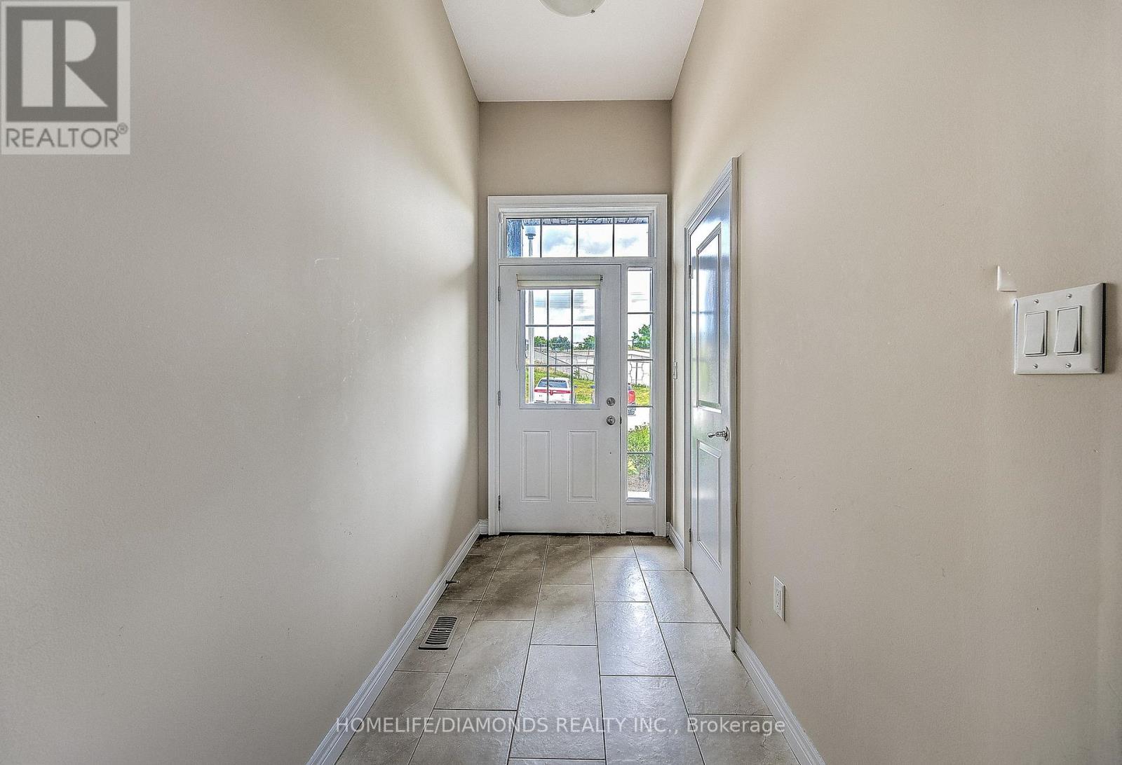 47 - 1030 Oakcrossing Gate S, London North, Ontario  N6H 0H1 - Photo 4 - X12421940