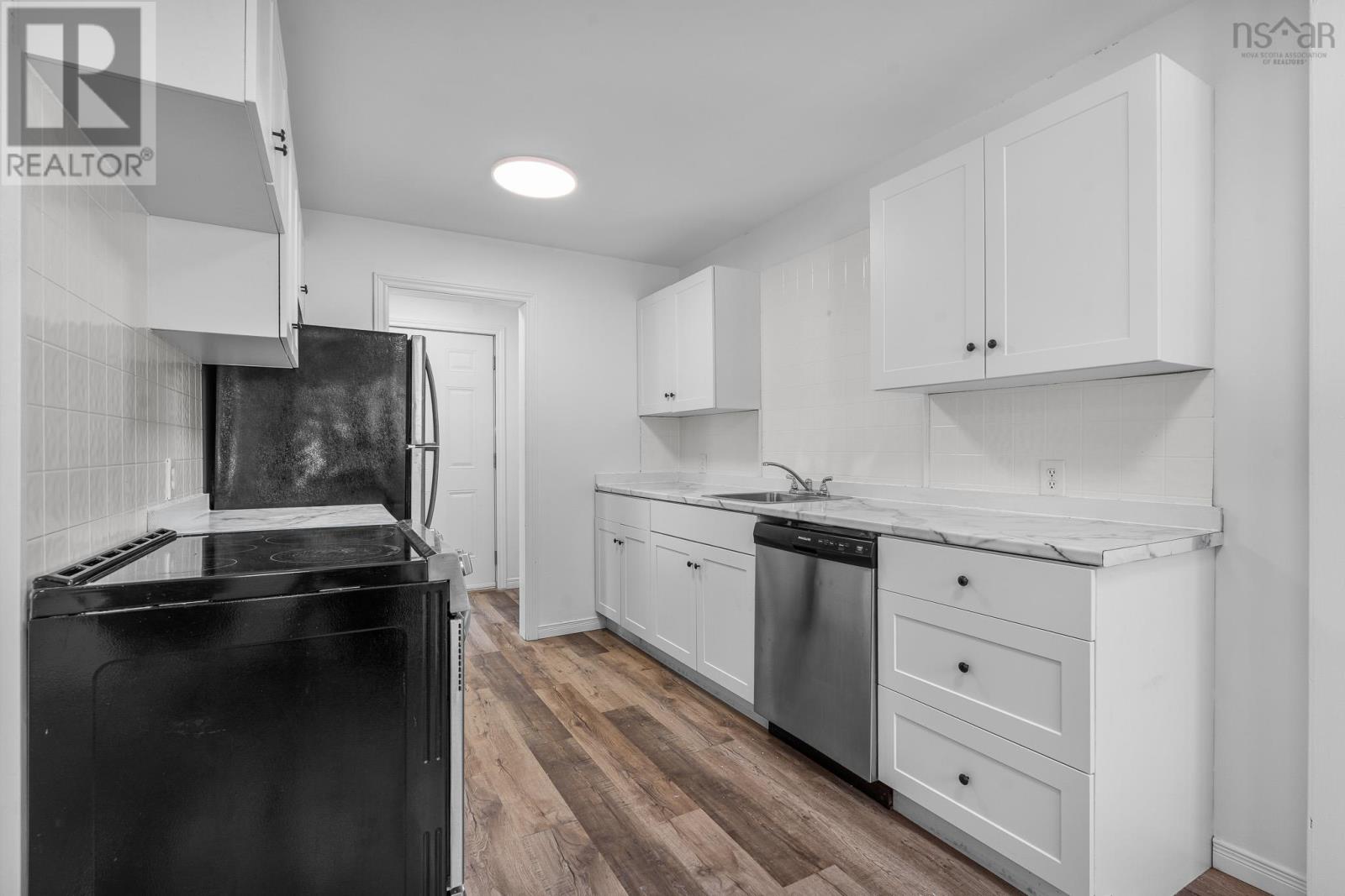7&9 Herbert Street, Dartmouth, Nova Scotia  B2W 1J1 - Photo 11 - 202522226