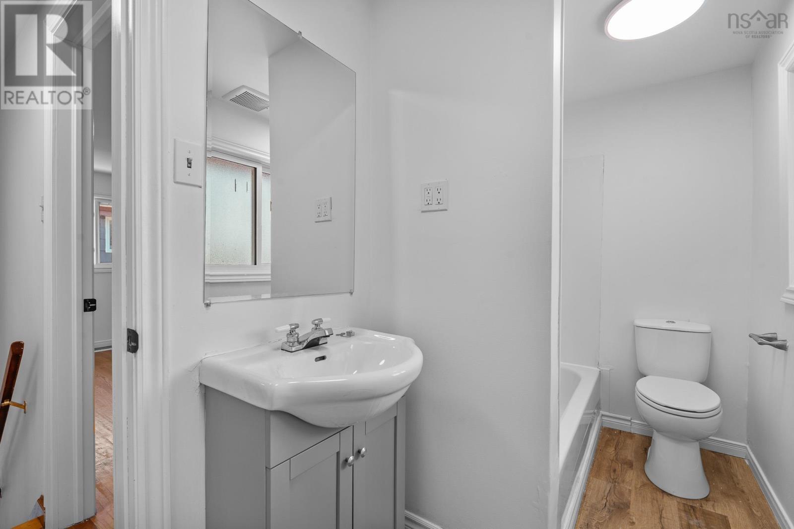 7&9 Herbert Street, Dartmouth, Nova Scotia  B2W 1J1 - Photo 31 - 202522226