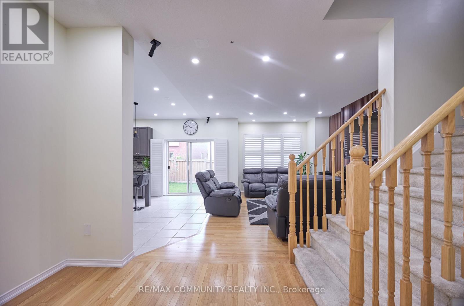 9 Ainley Road, Ajax, Ontario  L1Z 0S4 - Photo 12 - E12421989