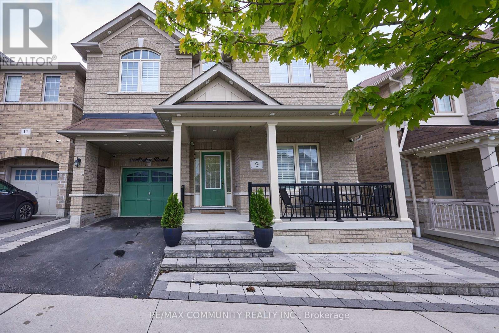 9 Ainley Road, Ajax, Ontario  L1Z 0S4 - Photo 3 - E12421989