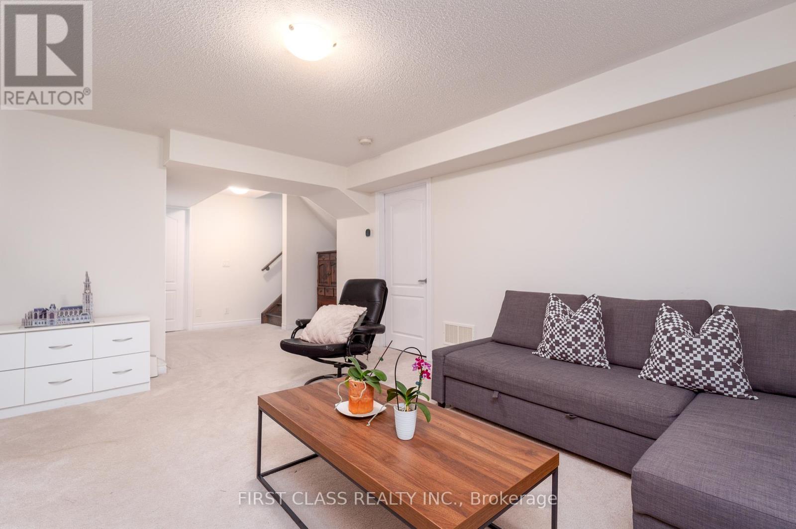 42 Great Gabe Crescent, Oshawa, Ontario  L1L 0C1 - Photo 35 - E12422012