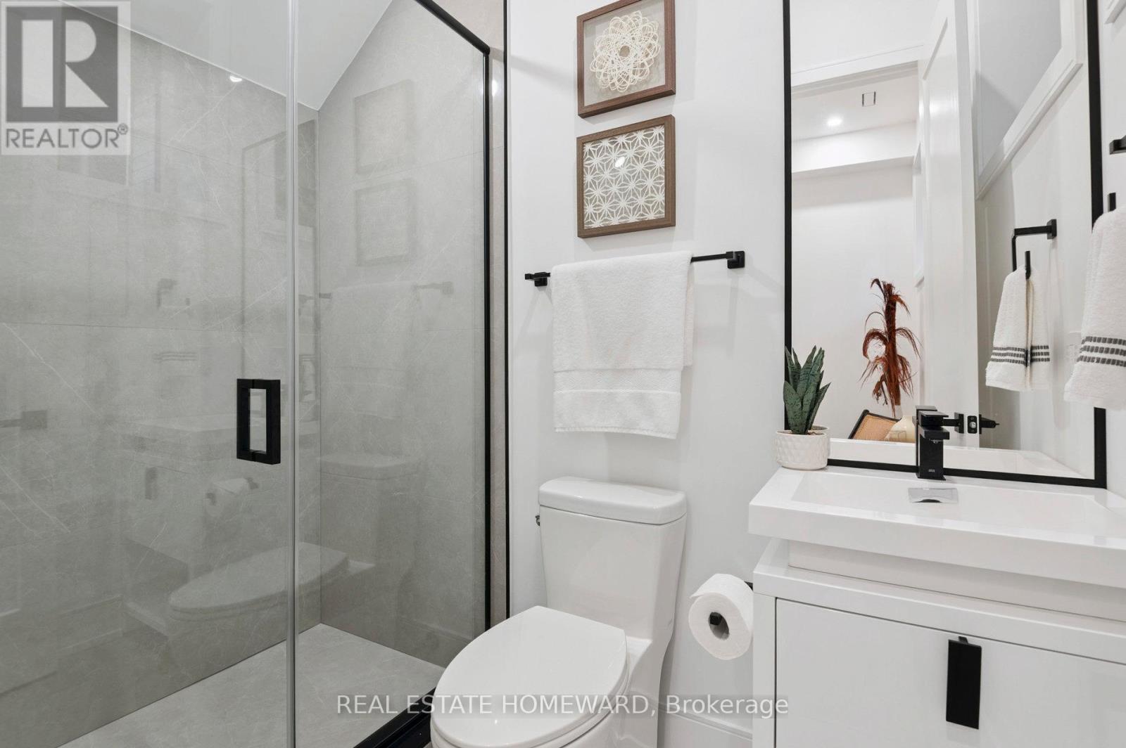 32 Westlake Crescent, Toronto (Woodbine-Lumsden), Ontario  M4C 2X2 - Photo 29 - E12422030