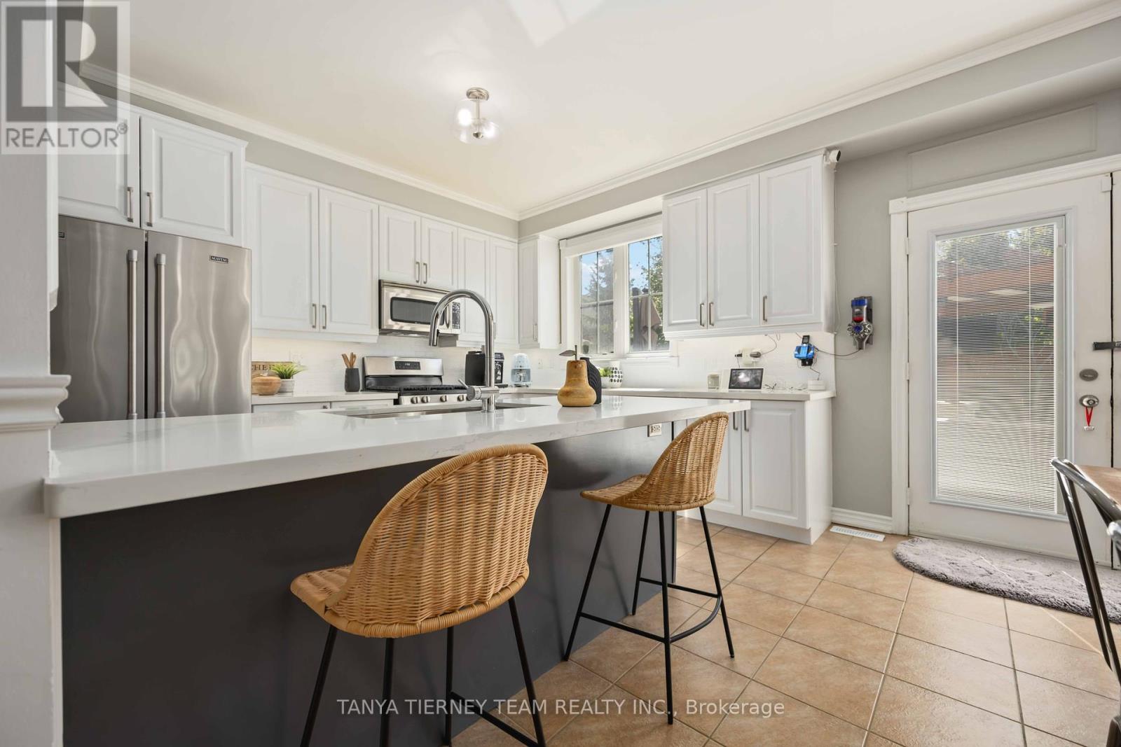 161 Carnwith Drive W, Whitby, Ontario  L1M 2J5 - Photo 17 - E12422054