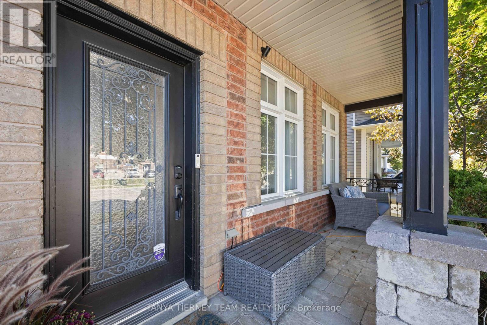 161 Carnwith Drive W, Whitby, Ontario  L1M 2J5 - Photo 4 - E12422054
