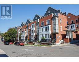 2 - 4 FRANCES LORING LANE, Toronto, Ontario